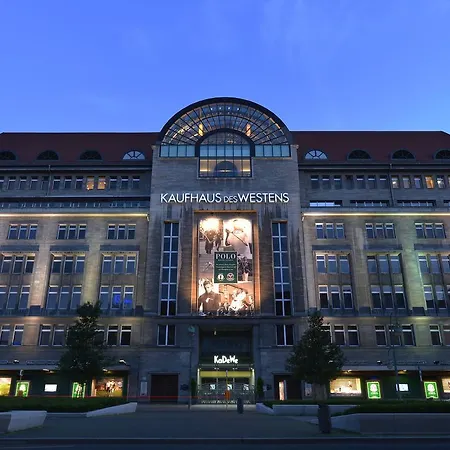 & Near Zoologischer Garten Berlin