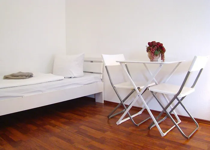 & Near Zoologischer Garten Vandrarhem *