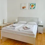 & Near Zoologischer Garten ベルリン