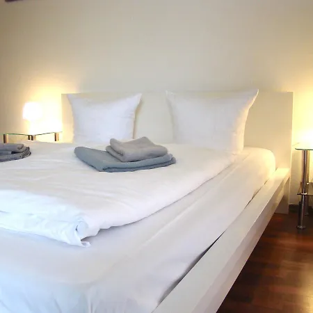 Hostal & Near Zoologischer Garten *