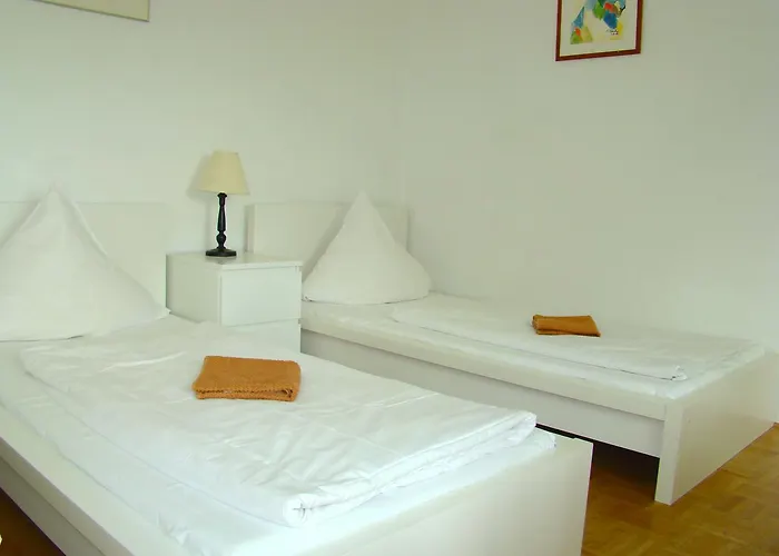 & Near Zoologischer Garten Хостел Берлин